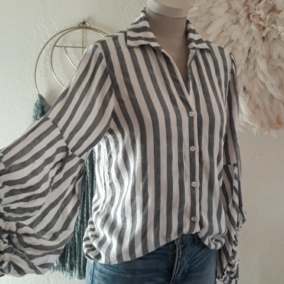 Anthropologie Tops - ❤ Anthropologie Harshman Top